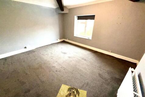 2 The Cottage Bedroom 1.jpg