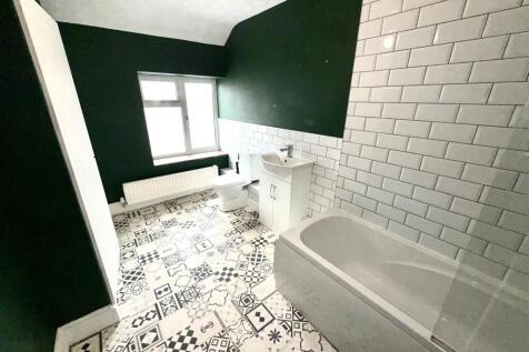 2 The Cottage Bathroom.jpg