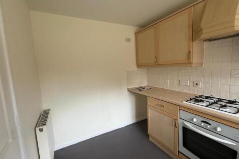Kitchen 2.jpeg
