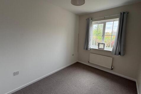 Bedroom 2.jpeg