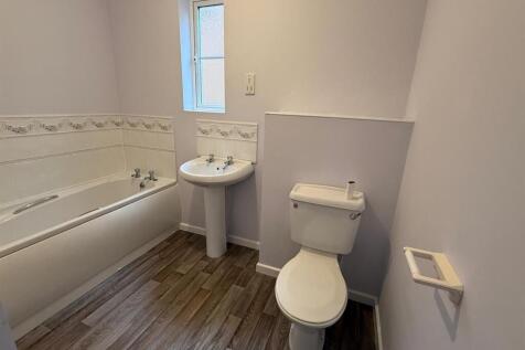 Bathroom.jpeg