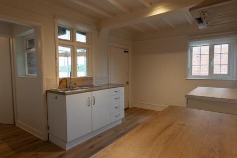 21_LutterworthRoad_Nov 2025_Wheeler-17.jpg