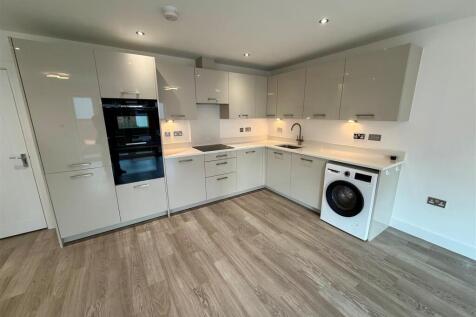 17 Foxglove Kitchen.jpg