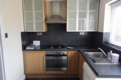 Kitchen 2.jpg