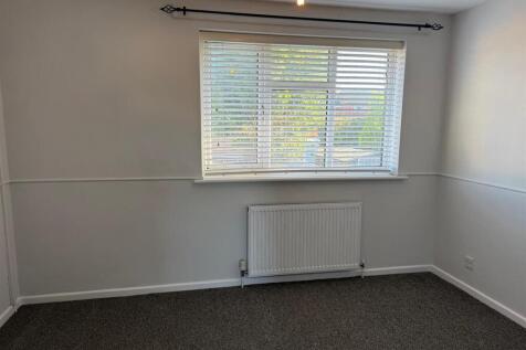 Bedroom 2.jpeg