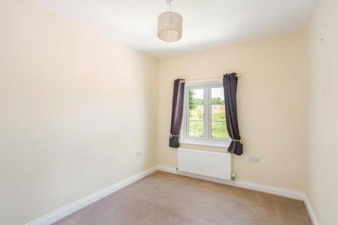 13 Littleworth 28...