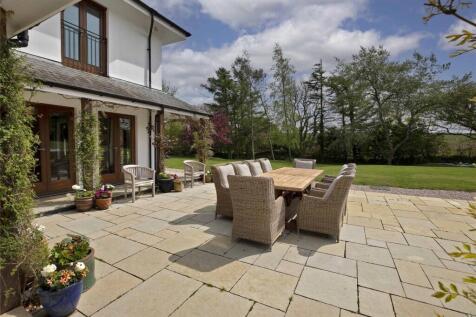 Dining Terrace