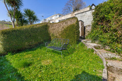 A08 - 156 Victoria Road Dartmouth - 250331
