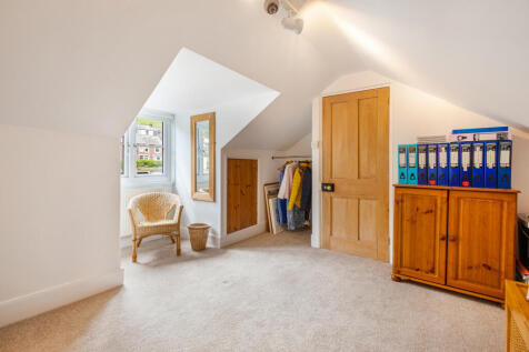 18 Bed 3 12 Ford Dartmouth - 250605