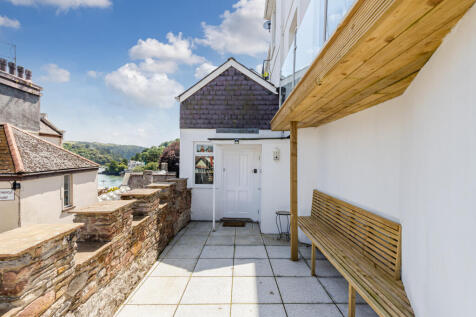 6 Courtyard Dart View Swannaton Road - 250611