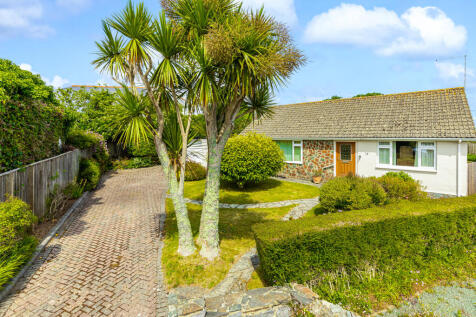 4 Main Front 12 Deer Park Road Stoke Fleming - 250