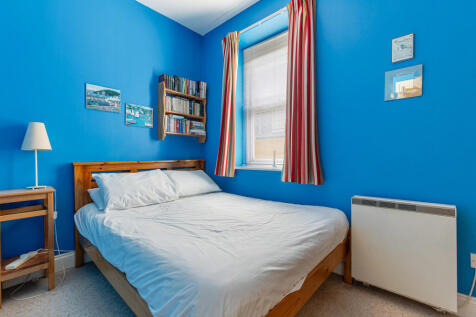 11 Bedroom 2  9 Raleigh Apartments - 250704