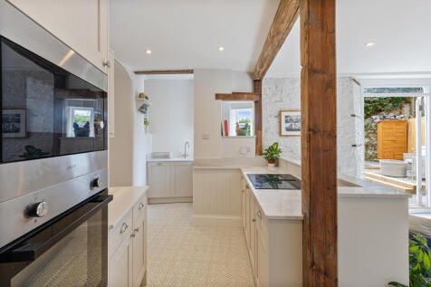 10 Kitchen Windrush 7a Ridge Hill Dartmouth - 2507