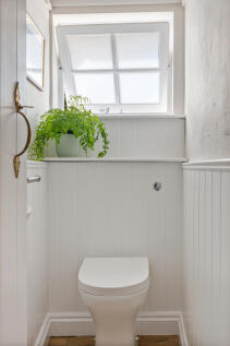 20 Cloakroom Windrush 7a Ridge Hill Dartmouth - 25