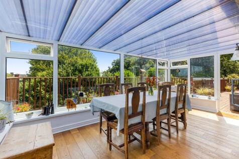 11 Conservatory 30 Start Bay Park, Strete - 250725