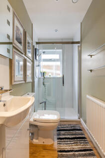 22 2 Shower Room 33 Churchfields, Dartmouth - 2509