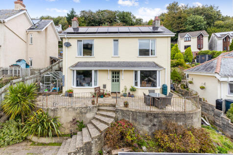 A02 - 7 Broad Park Dartmouth - 250919