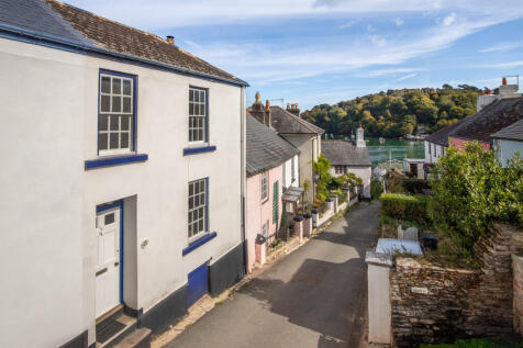 1 Main Front To River Dart Cottage Manor Street Di
