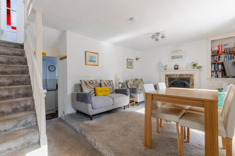 16 Stairs To Kitchen Dart Cottage Manor Street Dit