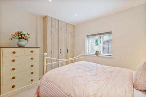 11 Bed 1  Porthole Baileys Meadow Stoke Fleming