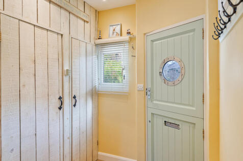 13 Front Door Porthole Baileys Meadow Stoke Flemin