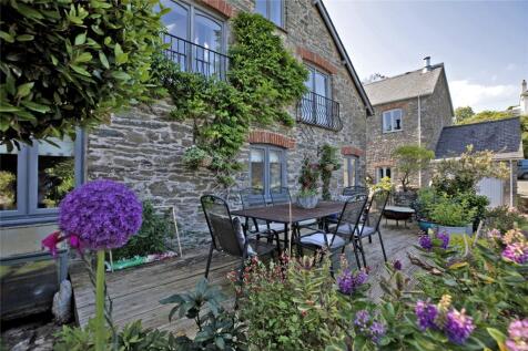Outside Dining