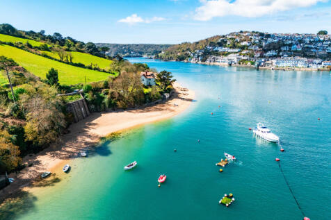 Salcombe town