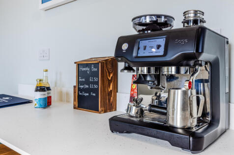 The Soar Salcombe, clubhouse _ The Bolt Club, 12