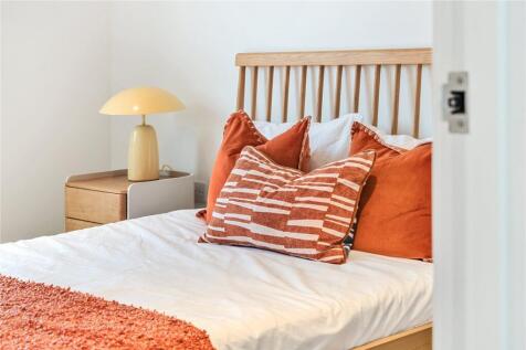 Show Home Photo