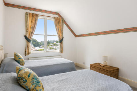 A64 - Greystones, Noss Mayo - 250623