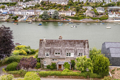 A06 - Greystones, Noss Mayo - 250623