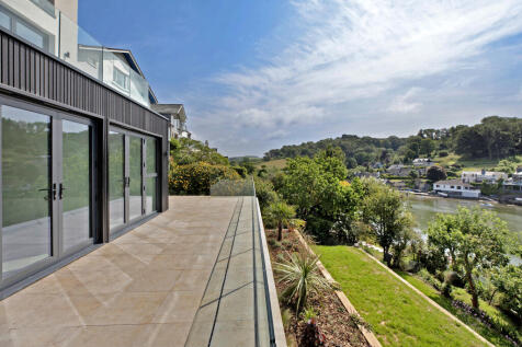 TidesReach2025Tides Reach 8 Yealm Rd (20)29