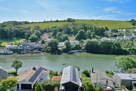 TidesReach2025Tides Reach 8 Yealm Rd (7)14