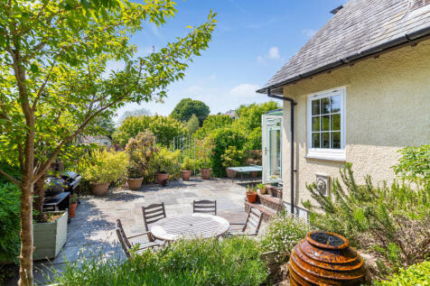 A06 - Higher Orchard 7 Court Road Newton Ferrers -