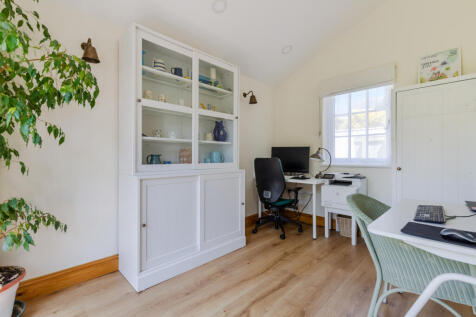 A27 - Higher Orchard 7 Court Road Newton Ferrers -