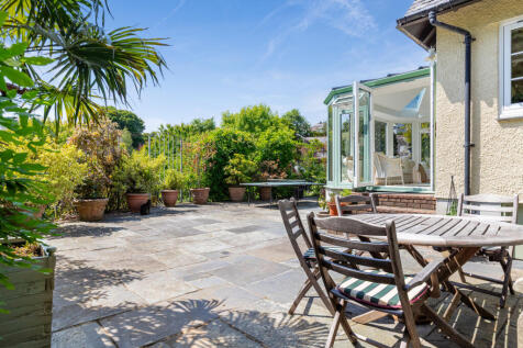 A07 - Higher Orchard 7 Court Road Newton Ferrers -