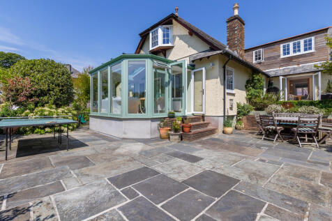 A08 - Higher Orchard 7 Court Road Newton Ferrers -