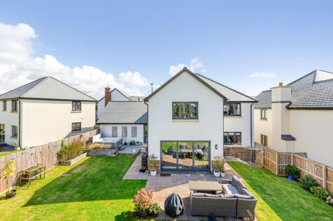 A04 - 11, Clover Park, Plymouth - 250912