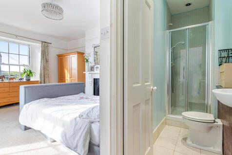 A21 - 9 Fore Street, Plymouth, Yealmpton - 250912