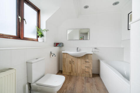 1373454-30-69023d328af3d-ARW-1