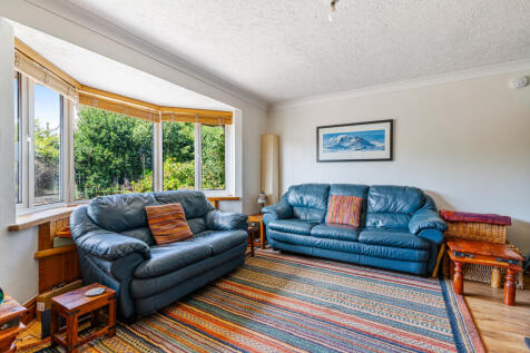 A09 - 12 Barn Park Stoke Gabriel - 250724