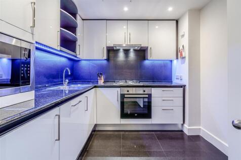 8468556-interior13.jpg