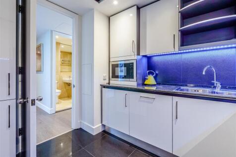 8468556-interior16.jpg