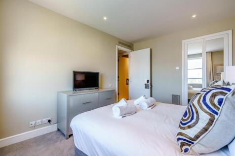 8468556-interior34.jpg