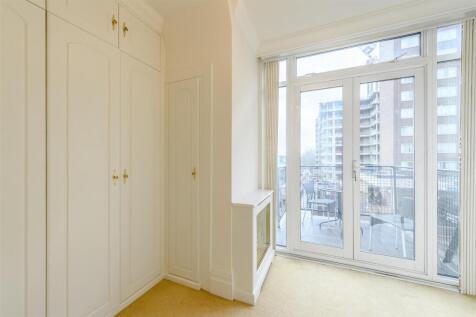 8451958-interior18.jpg