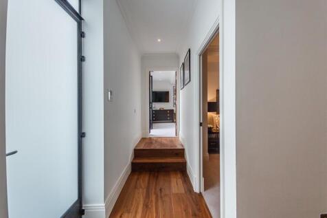 8316099-interior26.jpg