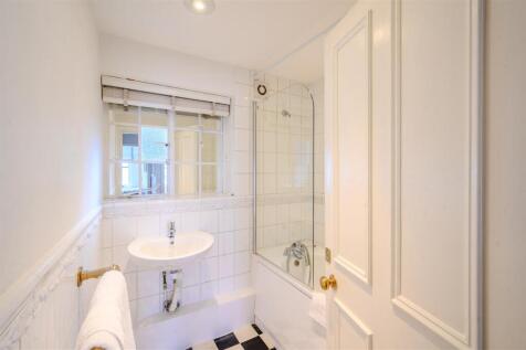 8444245-interior03.jpg