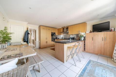 Kitchen / Breakfast Room