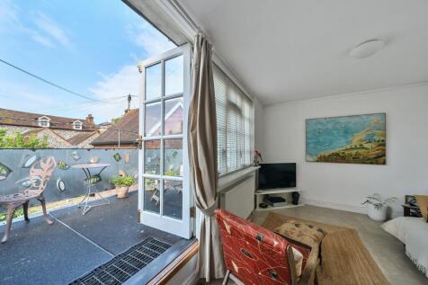 Sitting Room / Bedroom 3 and Terrace