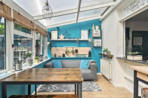 Breakfast / Utility Room